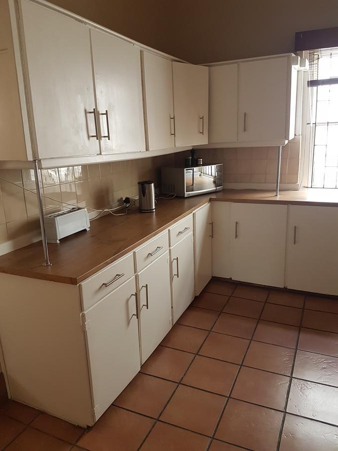 Oasis Shanti Backpackers Oudtshoorn Εξωτερικό φωτογραφία