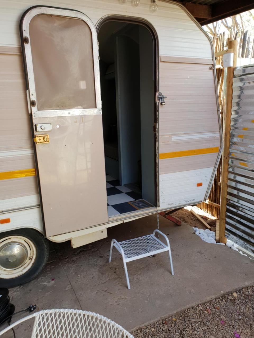 Oasis Shanti Backpackers Oudtshoorn Εξωτερικό φωτογραφία